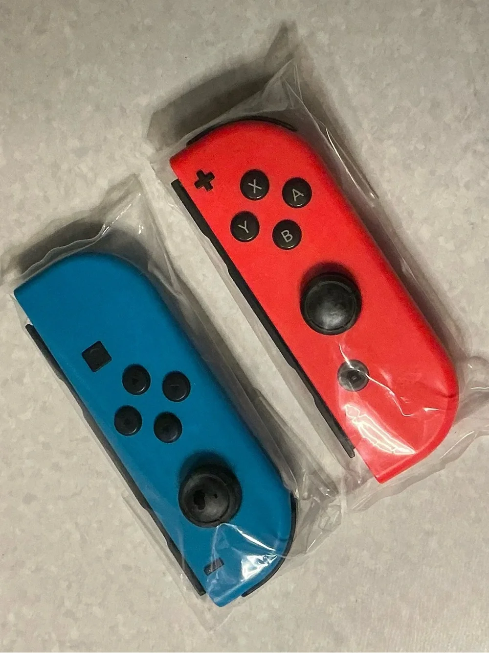 Nintendo Switch Joy-Con Controller (L) /(R) - Neon Red/Neon Blue - NEW Open Box